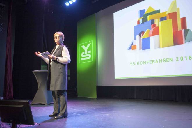 Jorunn Berland på YS-konferansen 2016. Foto Astrid Hellwig.